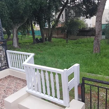 Apartment Lovely 2 Bedrooms In The Tourist Area In .