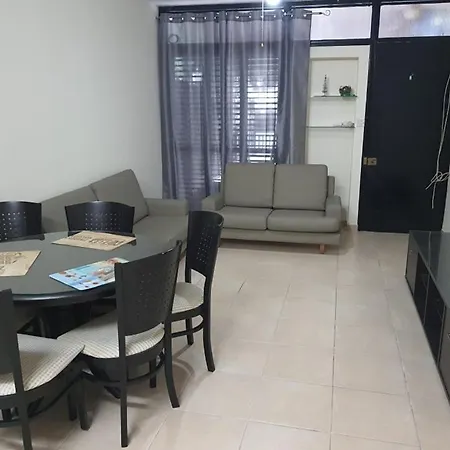 Appartamento Lovely 2 Bedrooms In The Tourist Area In . Paphos